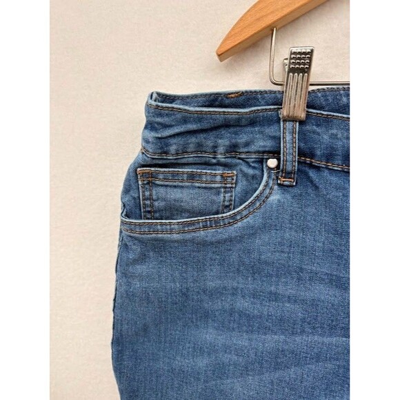 Alivia Ford Jeans Womens 18W Whiskered Rayon Spandex Fringe Hem Asymmetric Plus - Picture 5 of 9